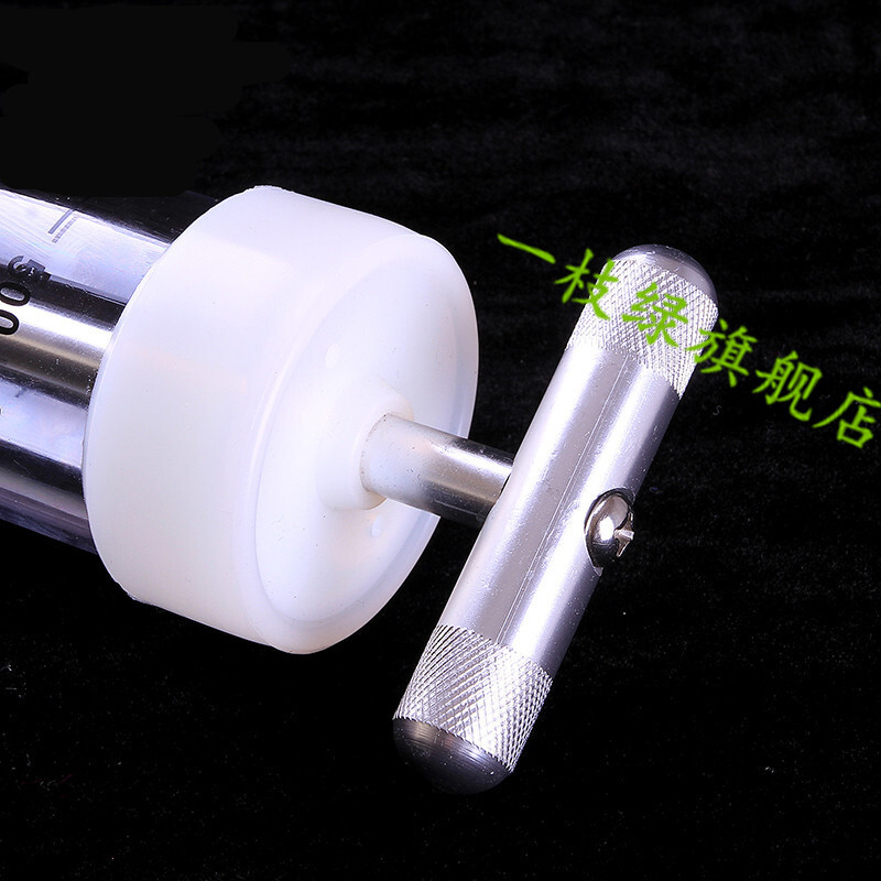 精準繁育，高效養殖 注射器子宮清洗器在豬人工授精中的應用與價值